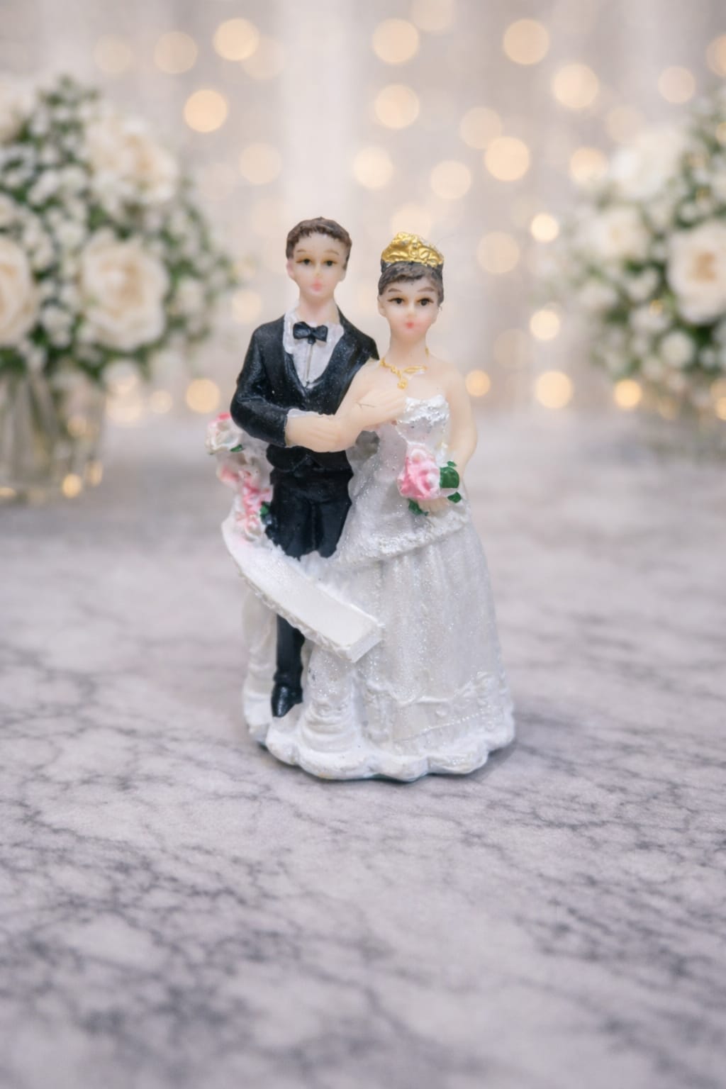 Couple Topper