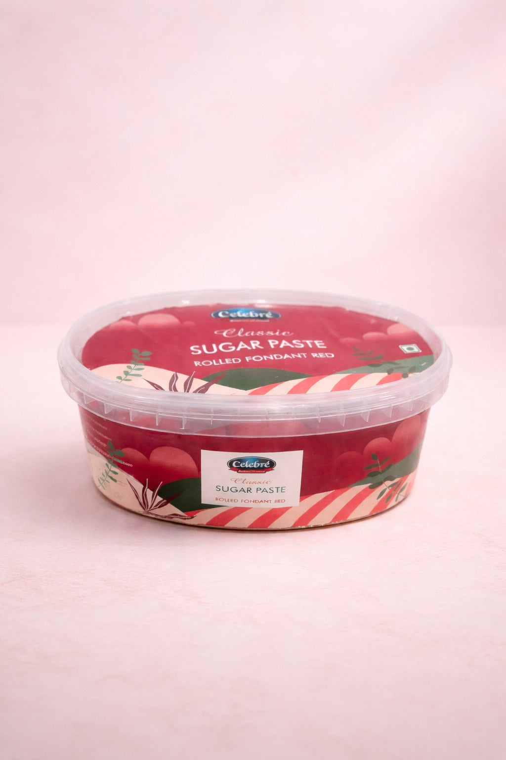 Celebre Classic Red Rolled Sugar paste