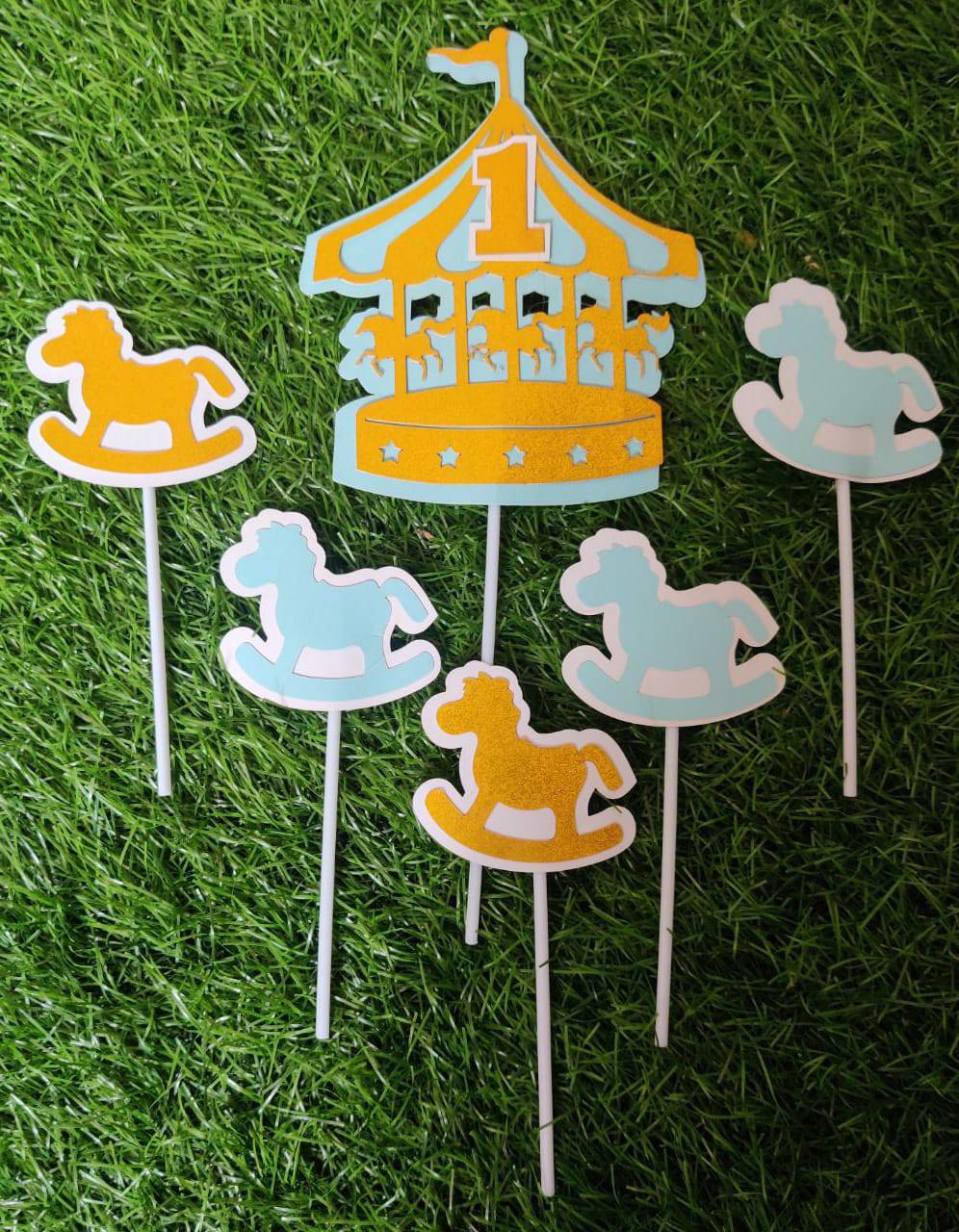 premium carousel Theme Topper