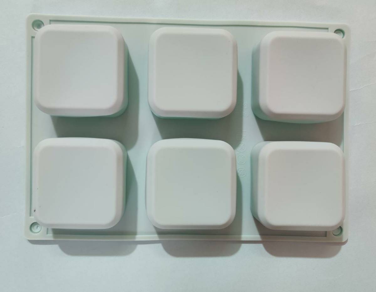 Square Silicon Mould
Size - 8.5 Inch