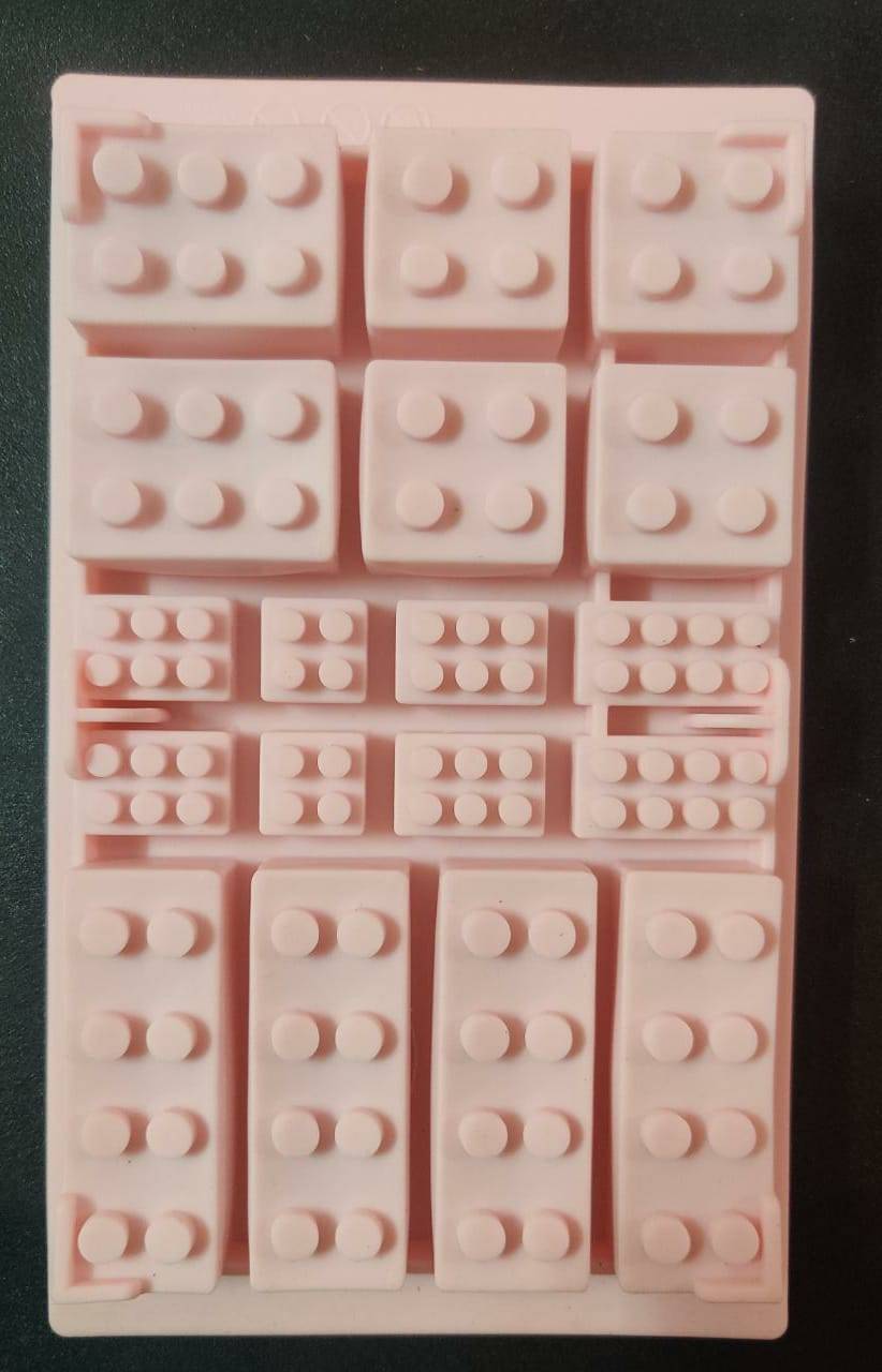 18 Cavity Brick Leggo Mould