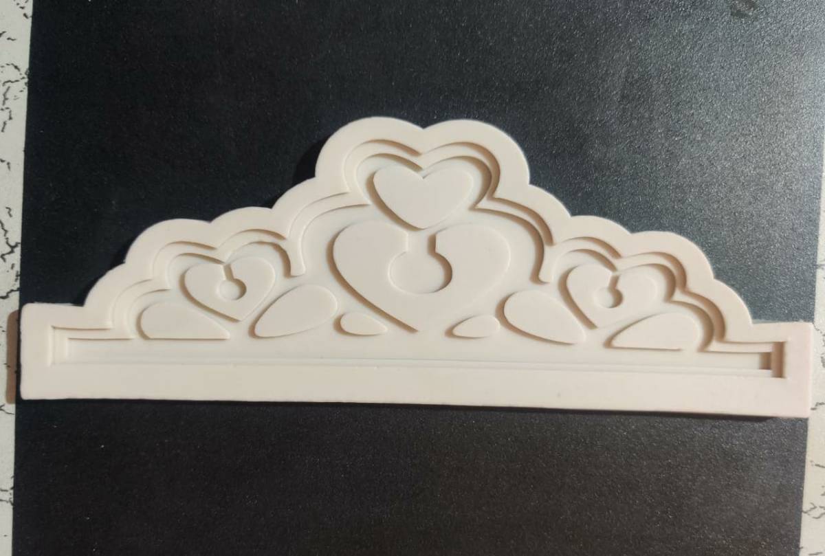 Fondant Crown Mould
Code-6007
Size - 9 Inch