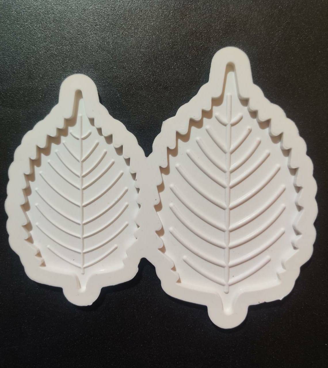 Leaf Mould
Size Big Leaf - 5.5 Inch
Small Leaf - 4.5 Inch