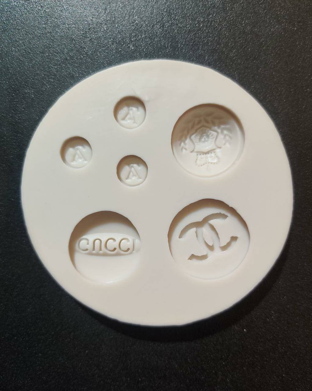 Fondant Mould
Code-6078
Size - 3.5 Inch