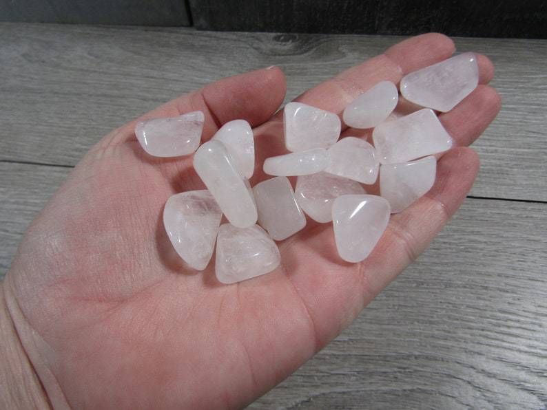 Off White stone's for resin art
100gm