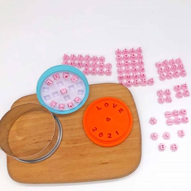 Plastic Mini Fondant Cutters Mould Art Number Letter Stamps For Cake Decorating Tools ( customised cookie stamper)
