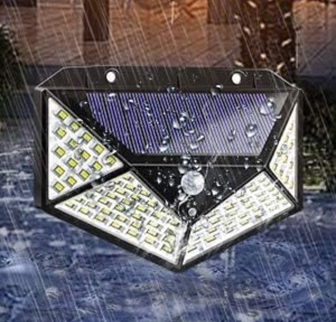 Solar interaction wall lamp