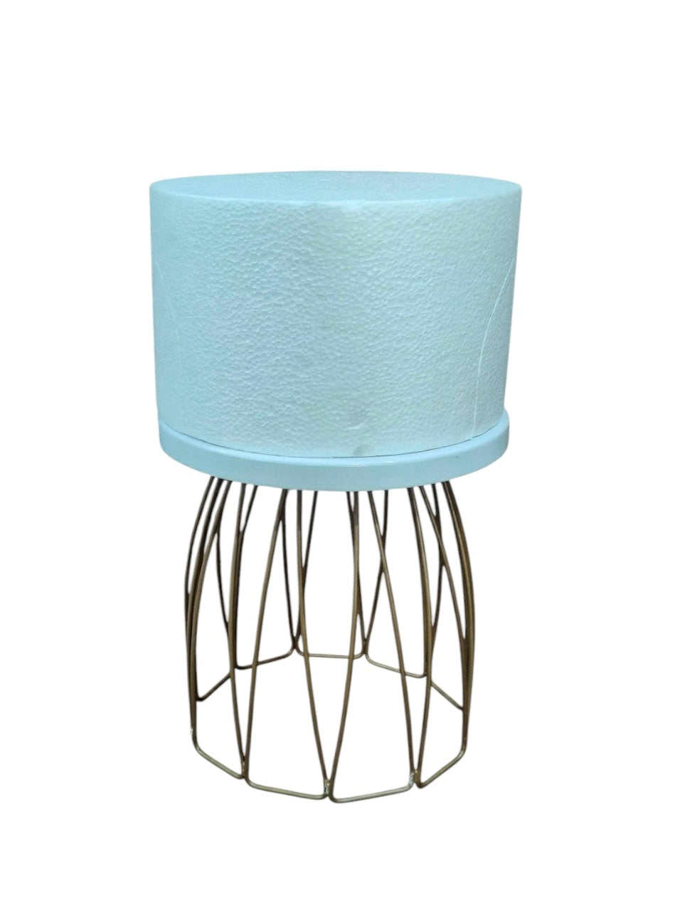 White Metal Plate With Geometric Style Golden Metal Rod Cake Stand