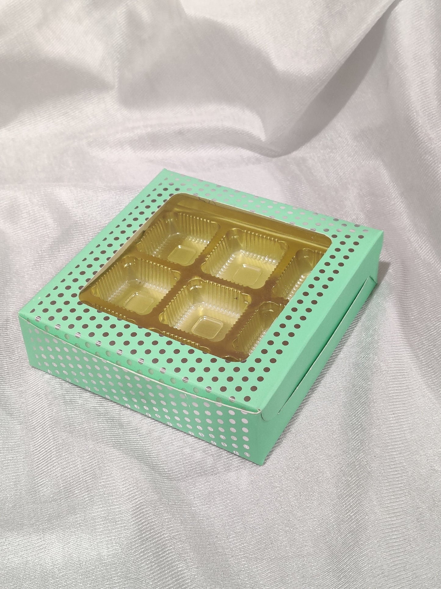 9 cavity Chocolate Box with cavity