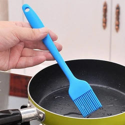 Flair silicon Brush 26 cm ( Random Colour)