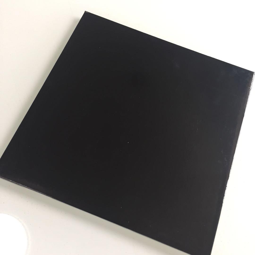 10 inch black square baseboard - 2 pound