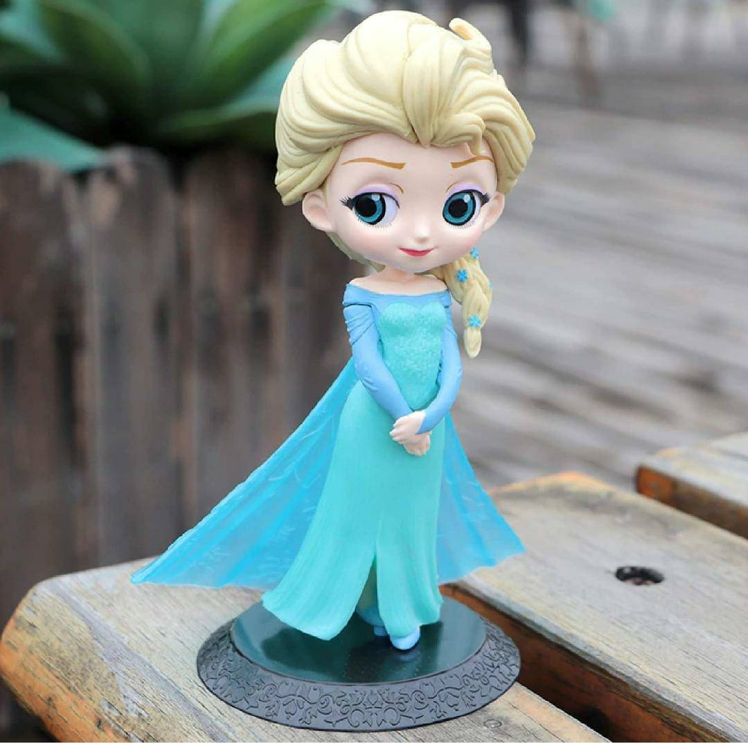 Frozen Elsa 3D Cake Topper small 10 cm