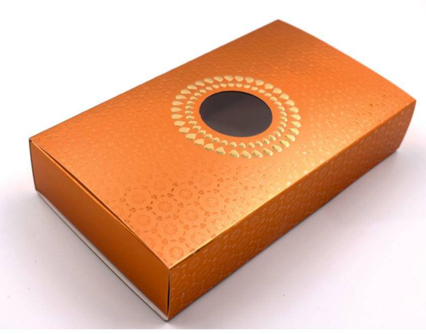 12 Cavity Premium Quality Chocolate Box
with cavity