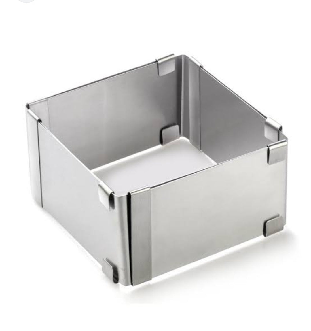 Adjustable Square Cake Mould
4 - 6 inch