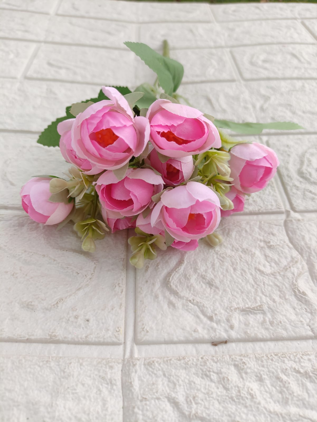 small Rose Flower Bouquet (11 Flower in One Bouquet)