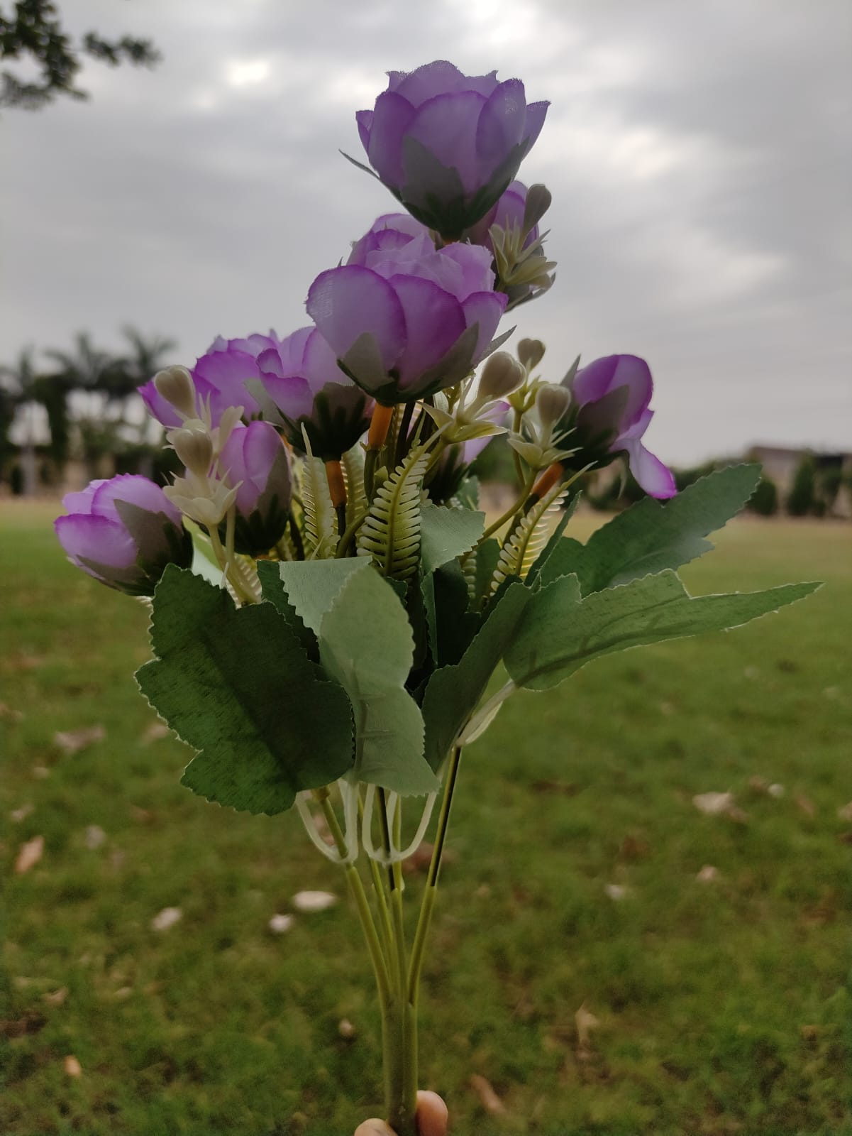 small Rose Flower Bouquet (11 Flower in One Bouquet)