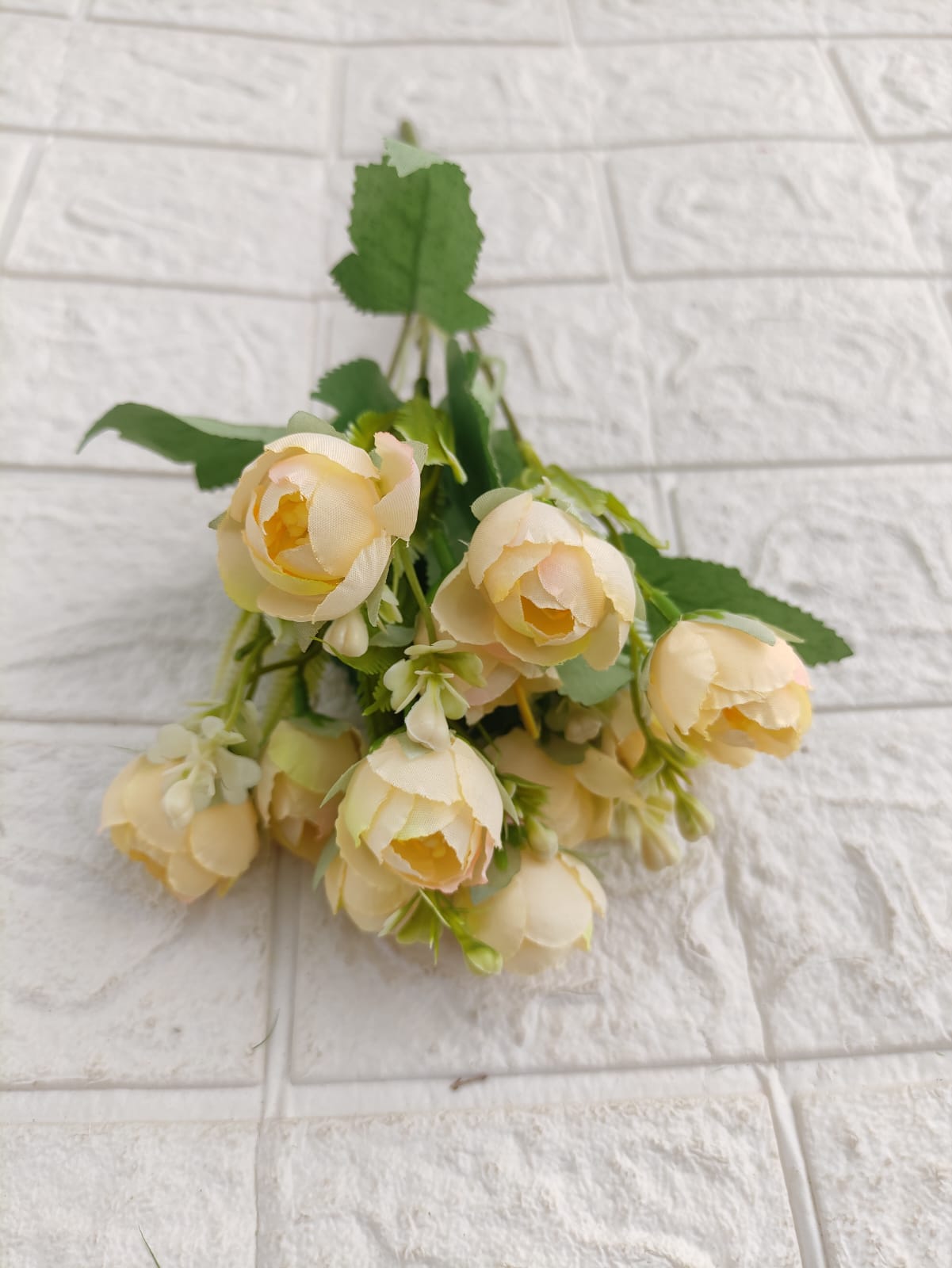 small Rose Flower Bouquet (11 Flower in One Bouquet)