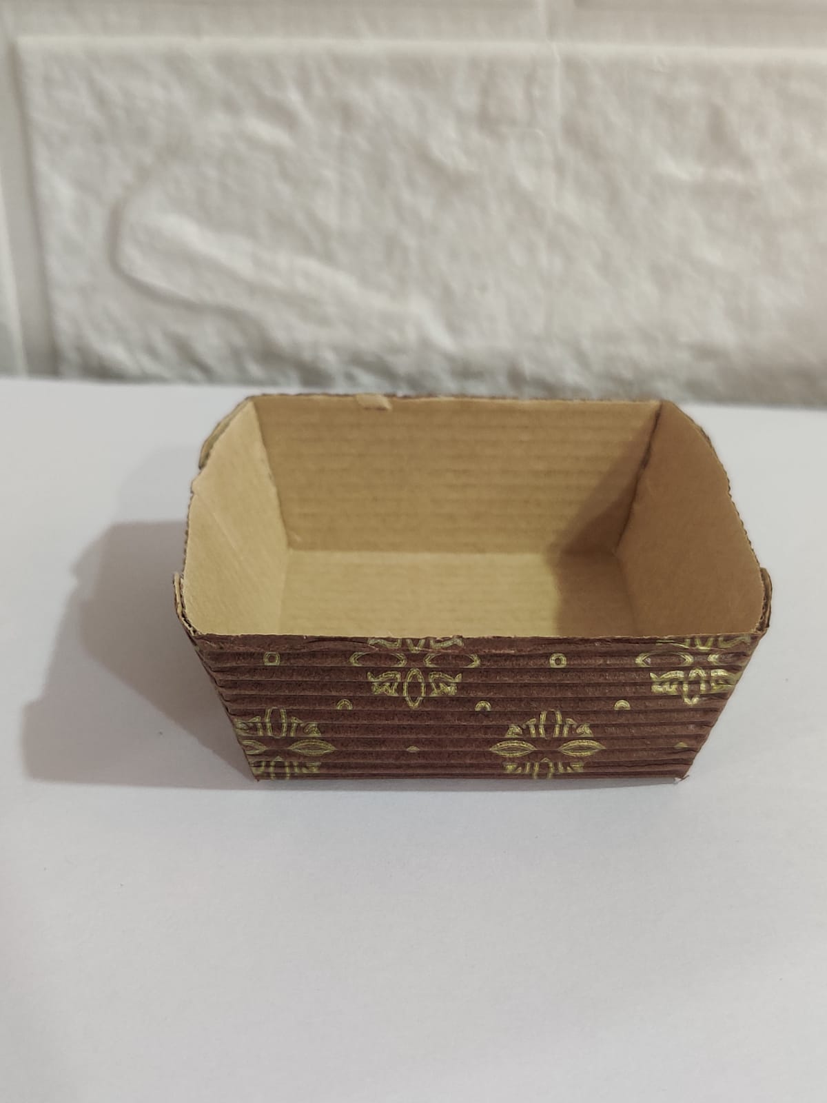 Brownie Liner Pack of 50 Size- 2.5x2.5 Inch